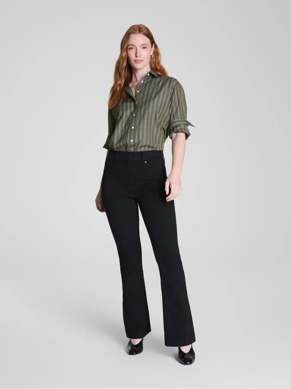 SPANX Shape EveryWear Black Flare Pull-On Jeans NWT Medium